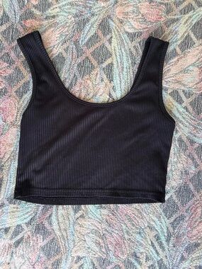 Ribbed Scoop Crop Tank Top - Black